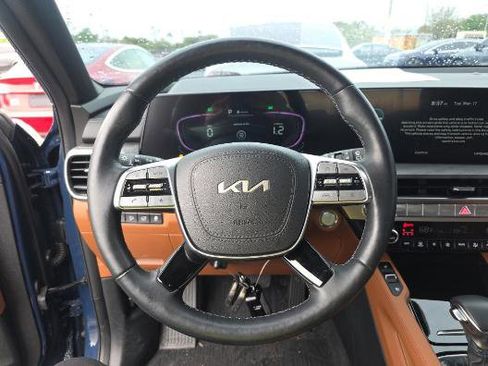 Used 2024 Kia Telluride EX X-Line image 7