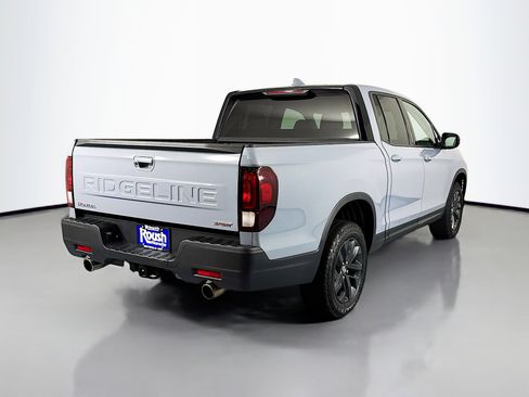 Certified 2024 Honda Ridgeline Sport image 5