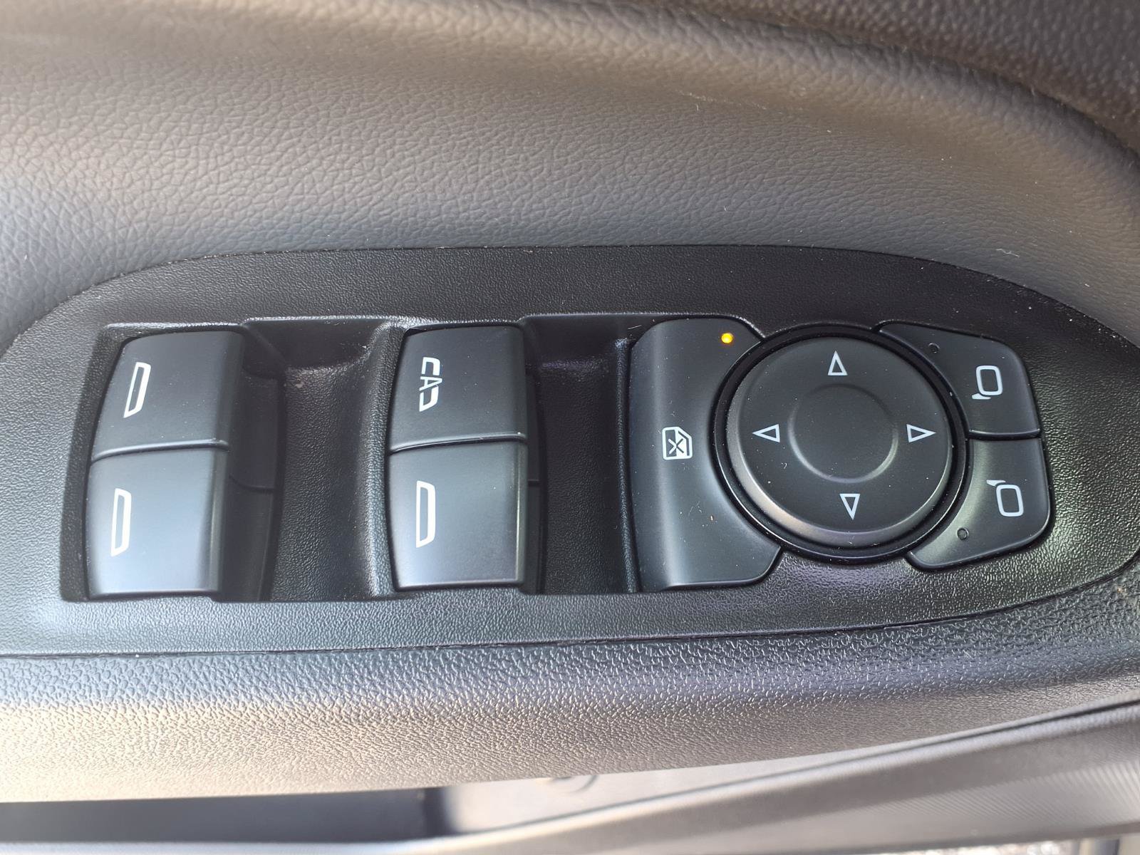 Used 2024 Chevrolet Equinox LT AWD/4WD image 14