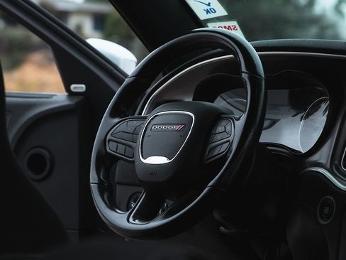 Used 2022 Dodge Charger R/T image 23