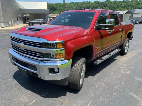 Used 2019 Chevrolet Silverado 2500 LTZ w/ Duramax Plus Package AWD/4WD image 11