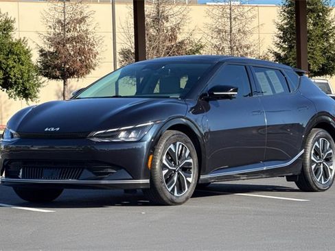 Certified 2024 Kia EV6 Wind w/ Wind Technology Package image 10