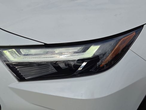 Certified 2022 Toyota RAV4 XSE image 10