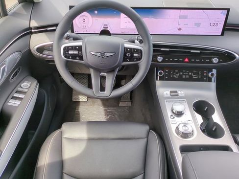 New 2026 Genesis GV70 2.5T Advanced AWD/4WD image 11