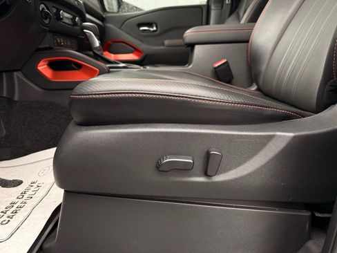 Used 2024 Nissan Frontier PRO-4X w/ Pro Premium Package image 42