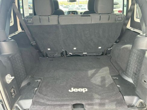 Used 2016 Jeep Wrangler Unlimited Sport w/ Quick Order Package 24S image 17