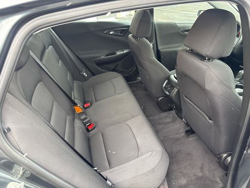 Used 2018 Chevrolet Malibu Hybrid image 33