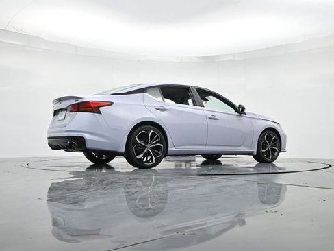 Used 2023 Nissan Altima 2.5 SR image 29