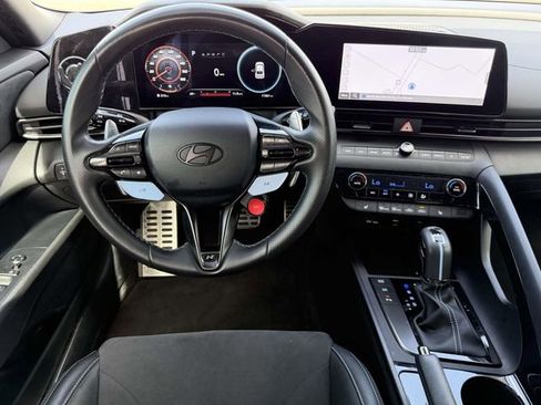 Used 2025 Hyundai Elantra N image 19