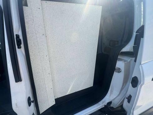 Used 2015 Ford Transit Connect XL FWD image 19