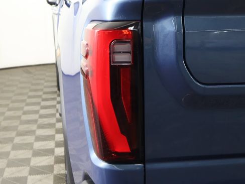 Used 2024 GMC Sierra 2500 Denali Ultimate AWD/4WD image 21