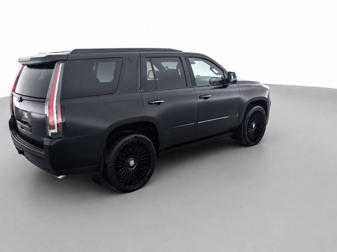 Used 2015 Cadillac Escalade Premium AWD/4WD image 5