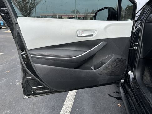 Used 2024 Toyota Corolla SE image 14