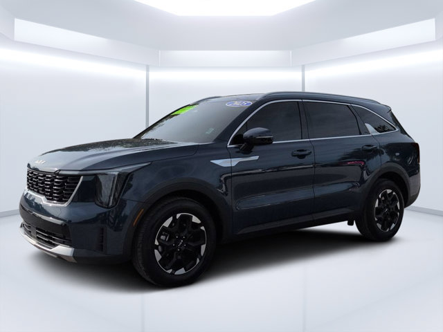 Used 2025 Kia Sorento S FWD image 7