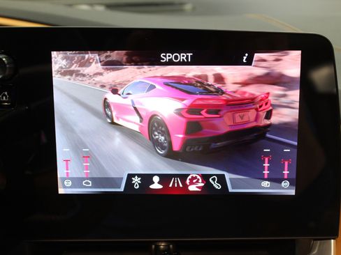 Used 2025 Chevrolet Corvette Stingray Preferred Conv w/ Z51 Performance Package image 66