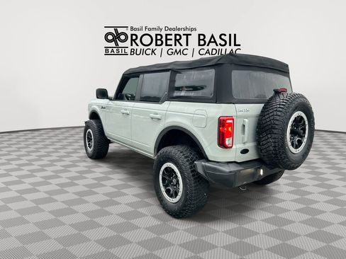 Used 2022 Ford Bronco Black Diamond w/ Sasquatch Package AWD/4WD image 6
