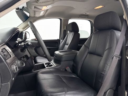Used 2012 Chevrolet Tahoe 4WD w/ Skid Plate Package image 18