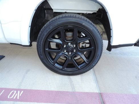 Used 2022 RAM 1500 Laramie image 9