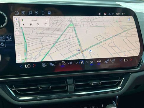 New 2025 Chevrolet Equinox EV RS image 13