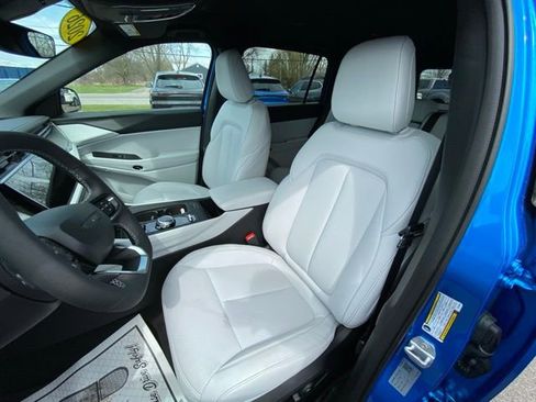 New 2026 Jeep Cherokee Limited AWD/4WD image 9