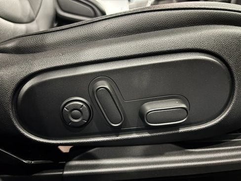 Used 2018 MINI Cooper Countryman FWD image 22