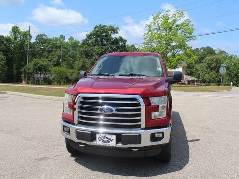 Used 2015 Ford F150 XLT w/ Equipment Group 301A Mid AWD/4WD image 7