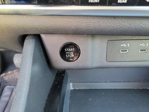 Used 2024 Nissan Rogue SV AWD/4WD image 28