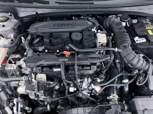 Used 2025 Hyundai Elantra N Line FWD image 12