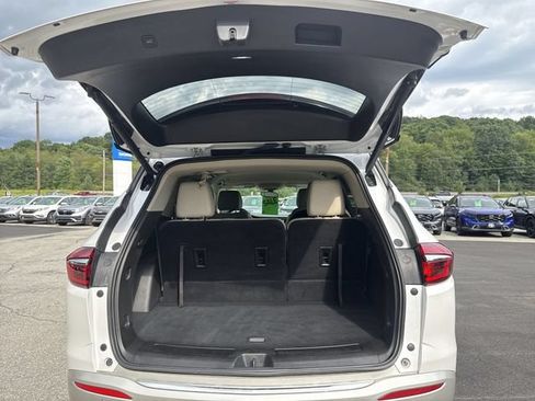 Used 2019 Buick Enclave Essence FWD image 21