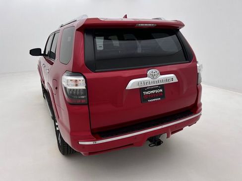 Used 2015 Toyota 4Runner Limited AWD/4WD image 8