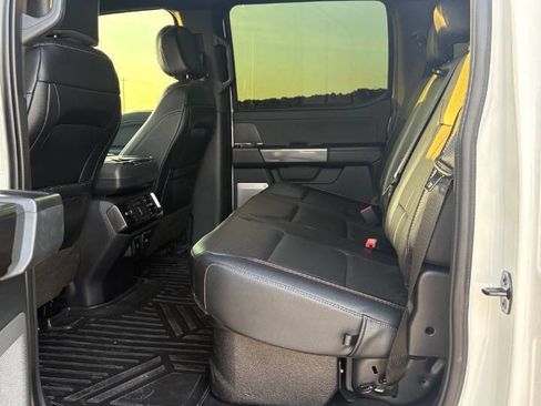 Used 2022 Ford F150 Lariat w/ Equipment Group 502A High AWD/4WD image 10