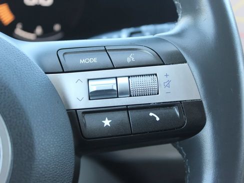 Used 2024 Hyundai Kona SEL FWD image 27