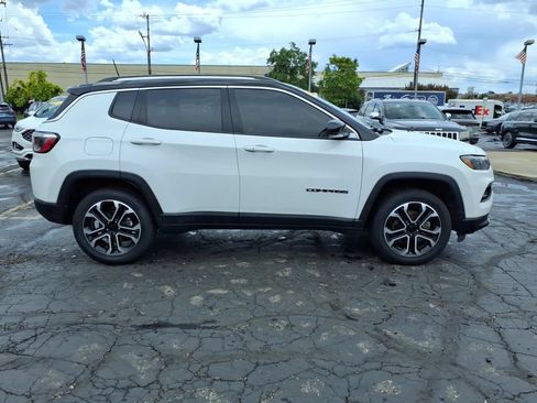 Used 2022 Jeep Compass Limited AWD/4WD image 8