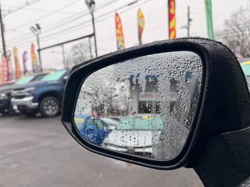 Used 2024 Toyota RAV4 XLE image 26