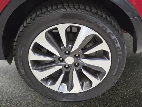 Used 2018 Buick Encore Essence image 36