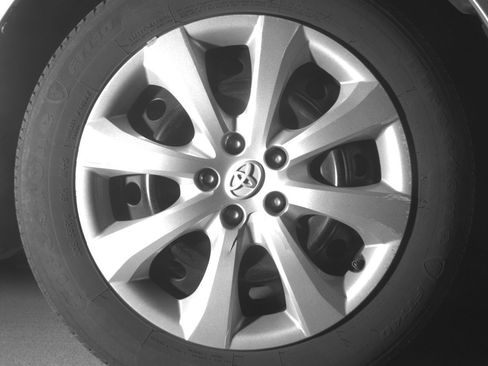 Used 2025 Toyota Corolla LE FWD image 13