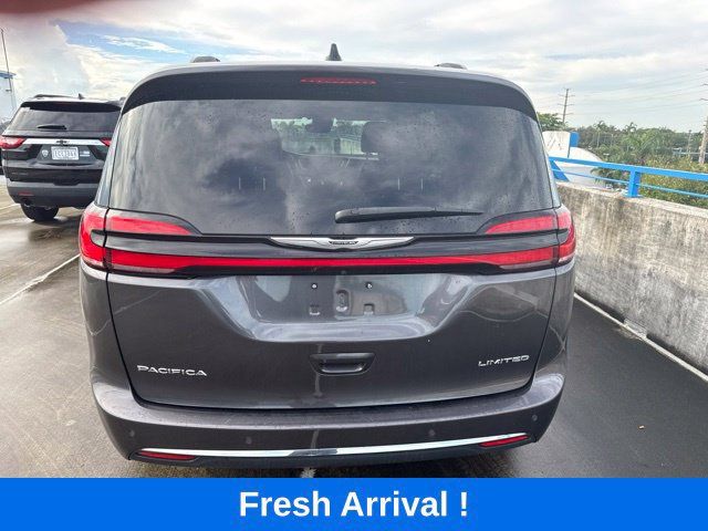 Used 2023 Chrysler Pacifica Limited FWD image 18