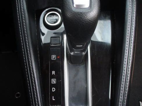 Used 2020 Nissan Kicks SV image 8