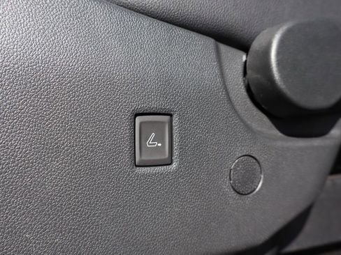 Used 2024 Chevrolet Traverse RS w/ LPO, Floor Liner Package image 55