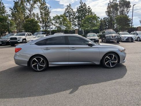 Used 2021 Honda Accord Sport image 4