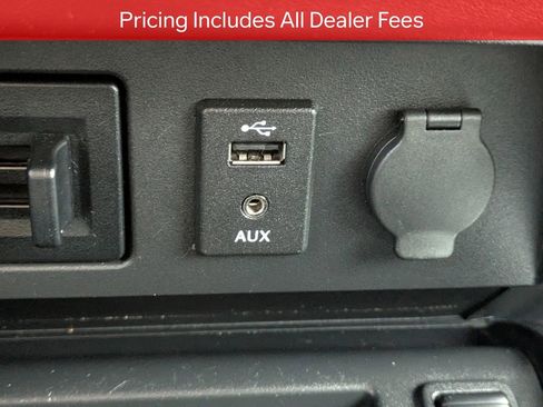 Used 2017 Nissan Titan SL w/ SL Towing Convenience Package RWD image 24