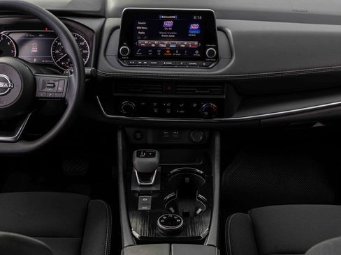 Certified 2024 Nissan Rogue S image 10