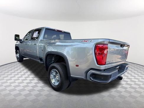 Used 2025 Chevrolet Silverado 3500 LT AWD/4WD image 7