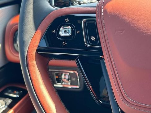 New 2026 Lincoln Aviator Reserve w/ Luxury Package image 24