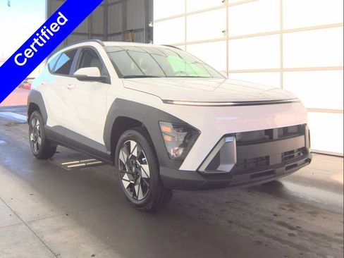 Used 2025 Hyundai Kona SEL image 4
