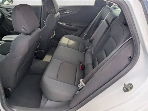 Used 2025 Chevrolet Malibu LT FWD image 16