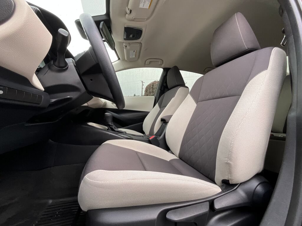 Used 2023 Toyota Corolla LE FWD image 10