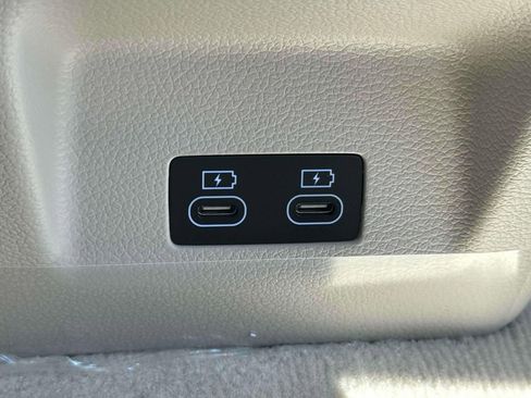 New 2026 Genesis G70 2.5T Prestige image 13