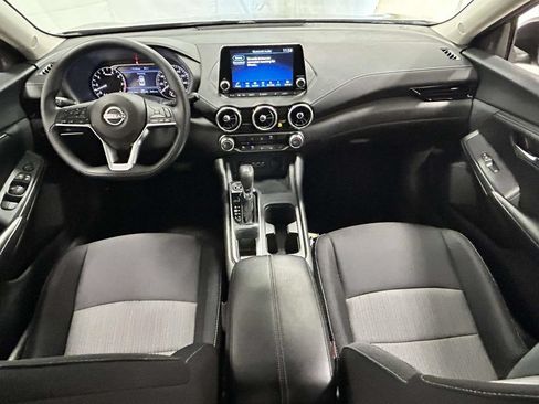 Used 2025 Nissan Sentra SV w/ Trunk Package FWD image 9