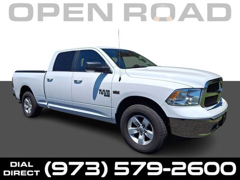 Used 2019 RAM 1500 Classic SLT w/ Luxury Group AWD/4WD image 1